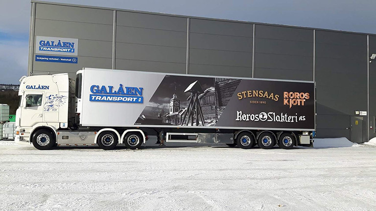 Trekkvogn og semi fra Galåen transport